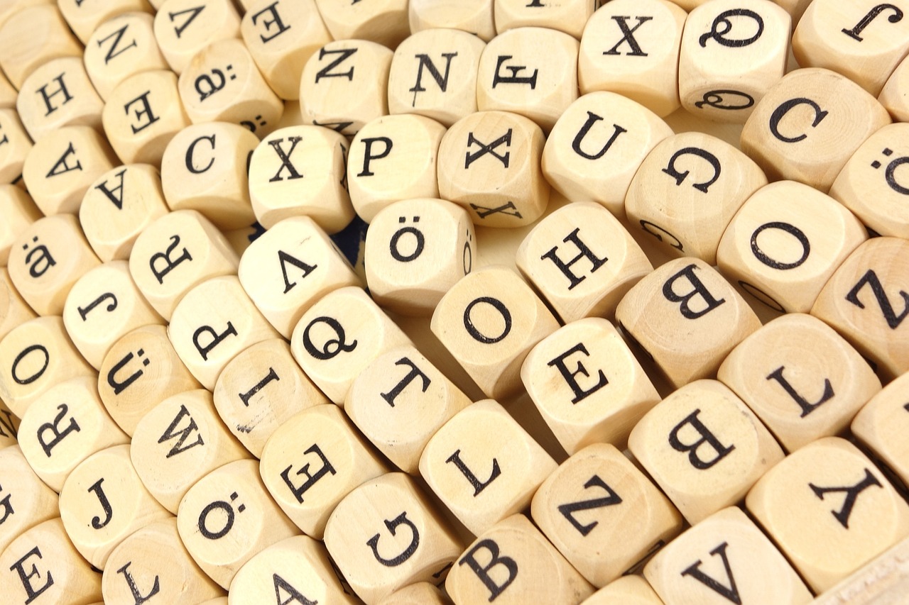“第一个和第三个字是反义词的四字词语	、成语（越多越好）” 第一个字第三个字反义词大全四字成？