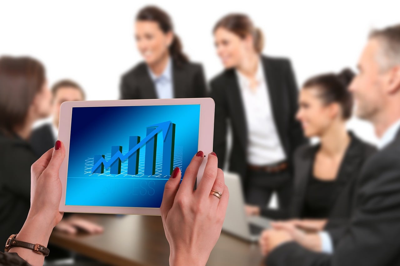 制约教育发展的规模与速度的主要因素有.制约教育发展的因素有哪些