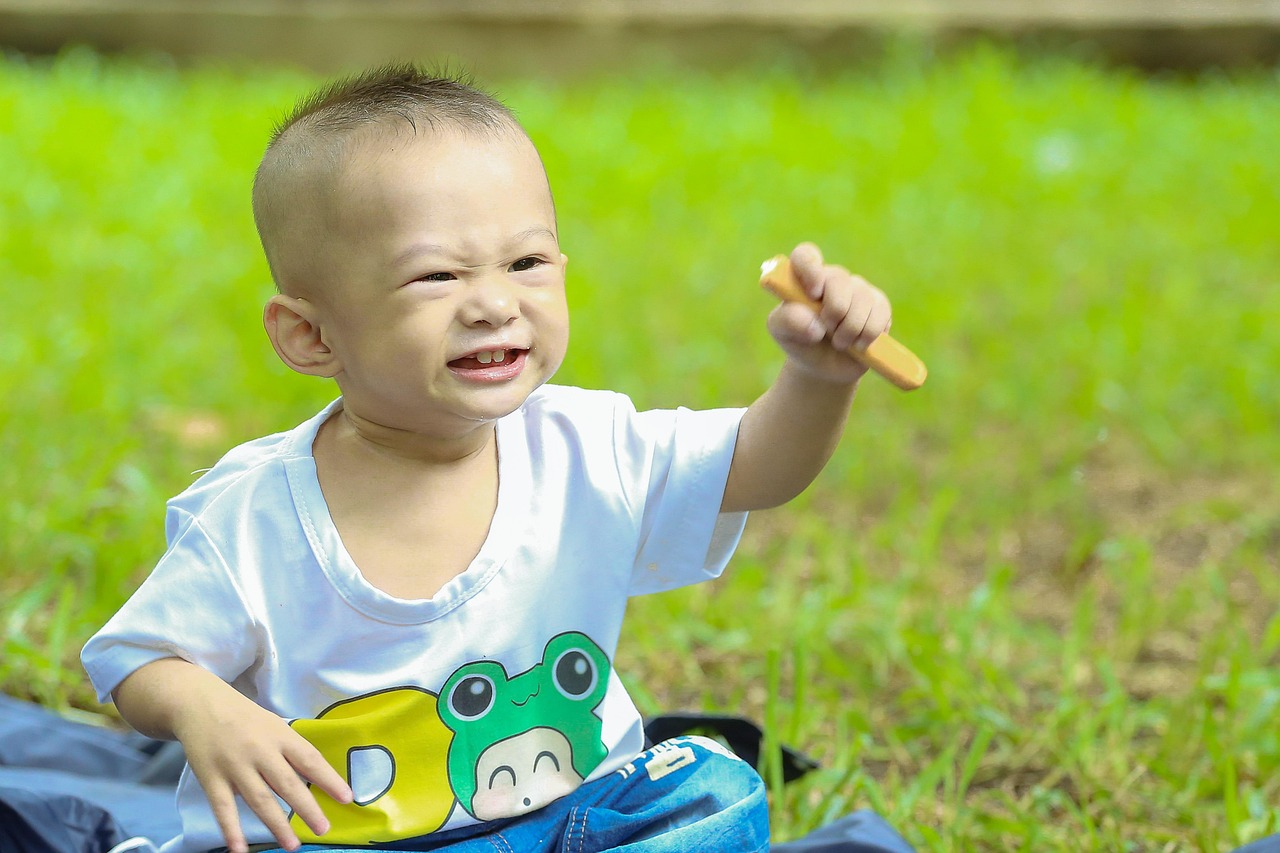 我孩子7岁了,好动,上课注意力不集中,怎么回事-,7岁孩子上课多动怎么办