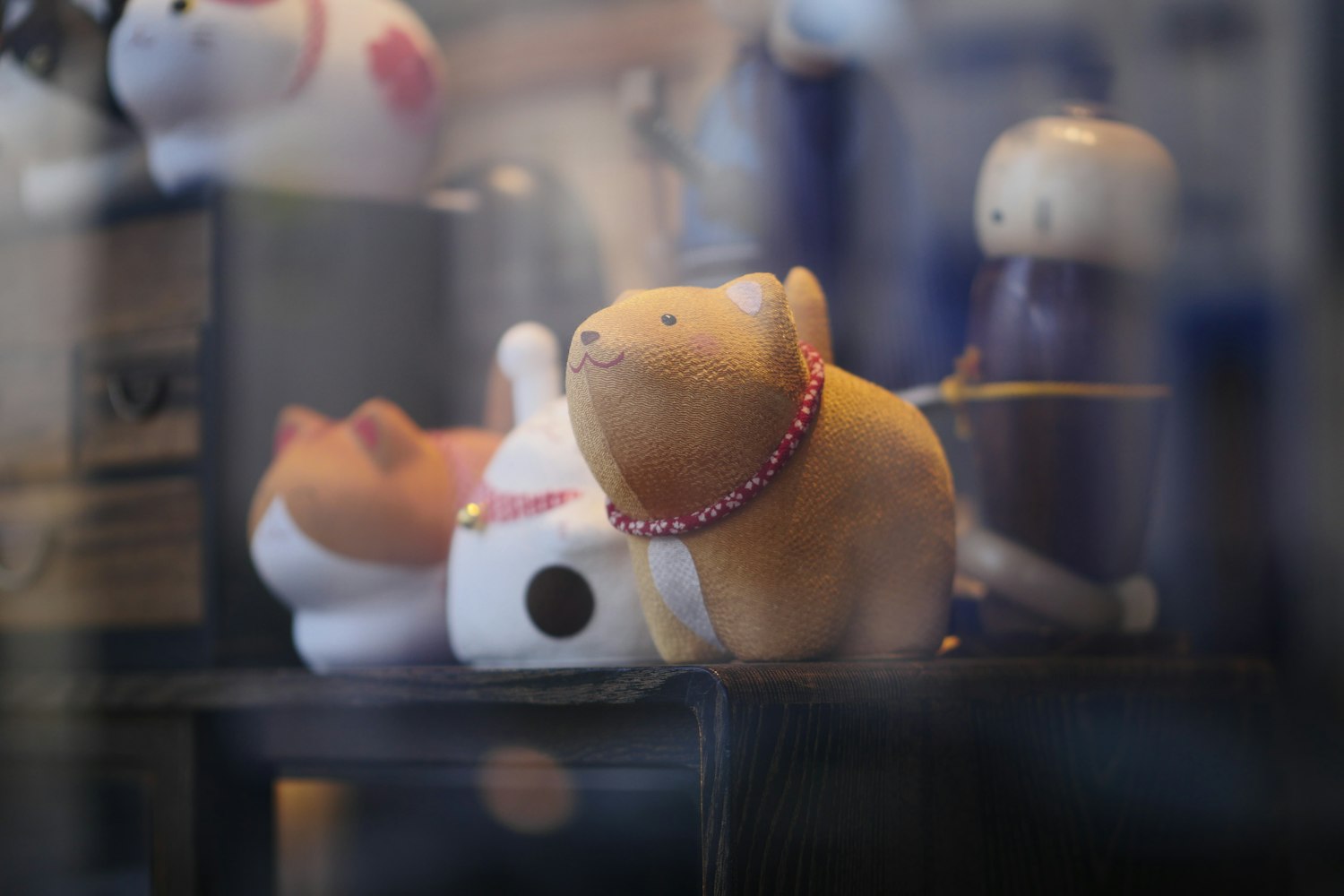 “怎么自制猫玩具-” 怎么自制猫玩具？