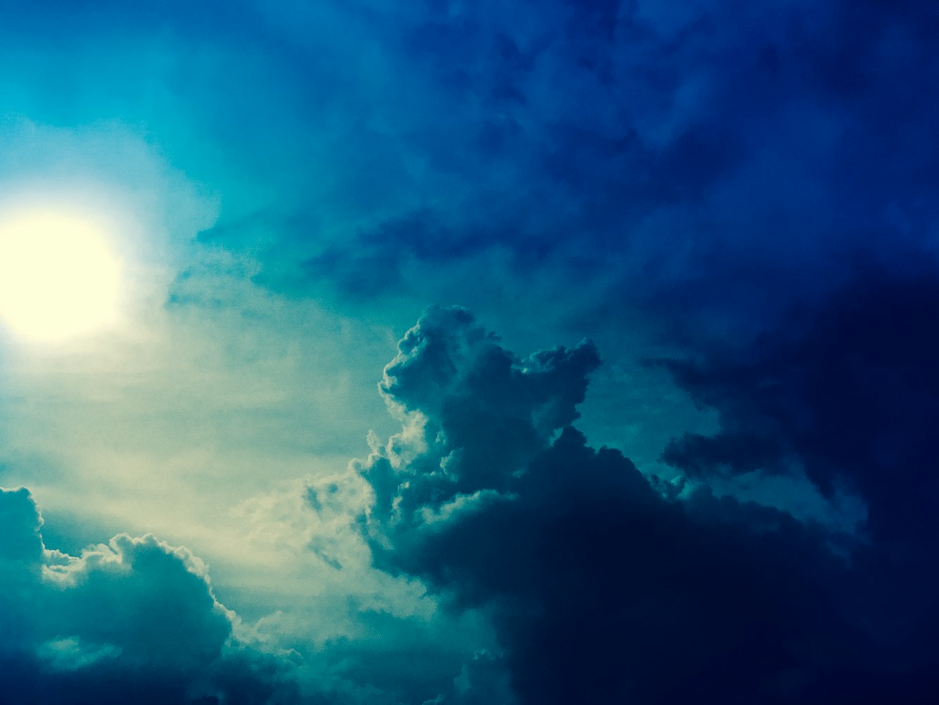 所有的恒星都和太阳是一样的吗？〃所有恒星的光都一样吗